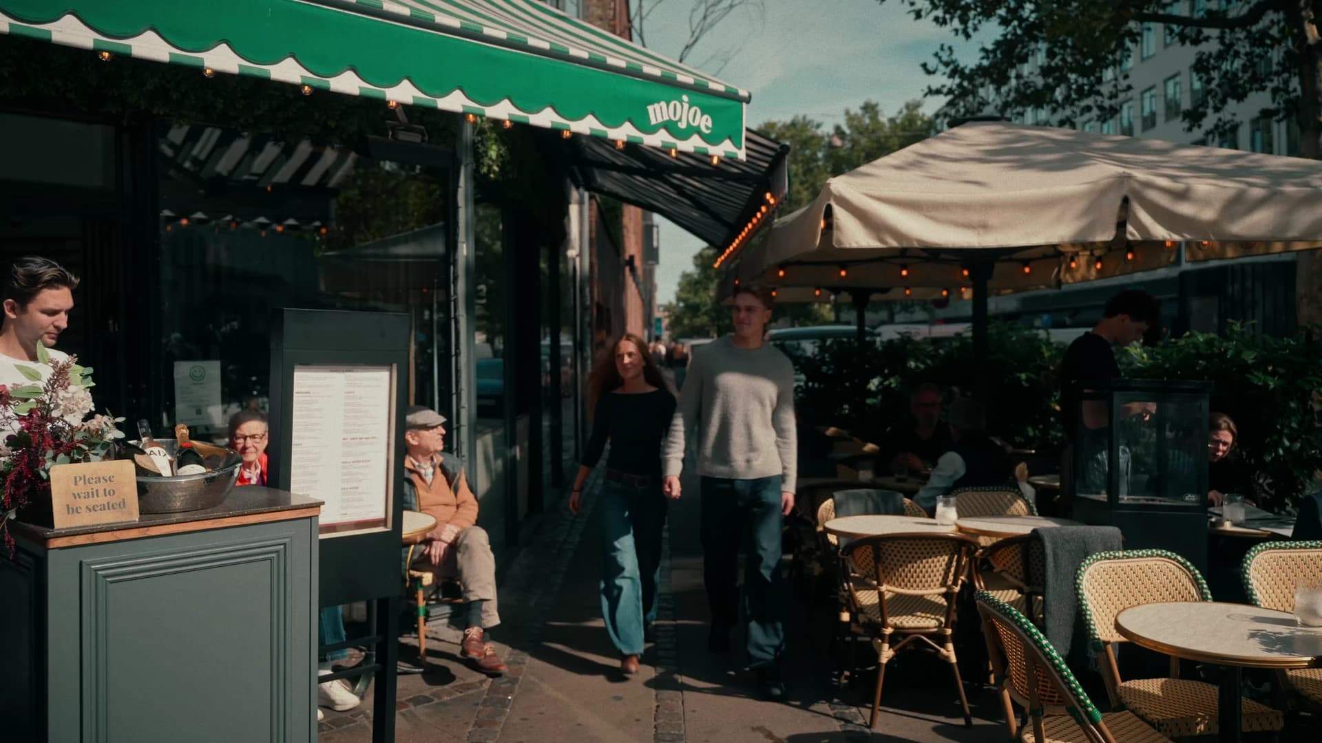 A lunch for two at a restaurant run on Tapp: the host seats their booking, the waitress takes the order by voice, the ticket reaches the kitchen, the manager checks the week’s revenue, they pay with a tap at the table, and Tapp suggests an offer to liven up quiet Tuesdays